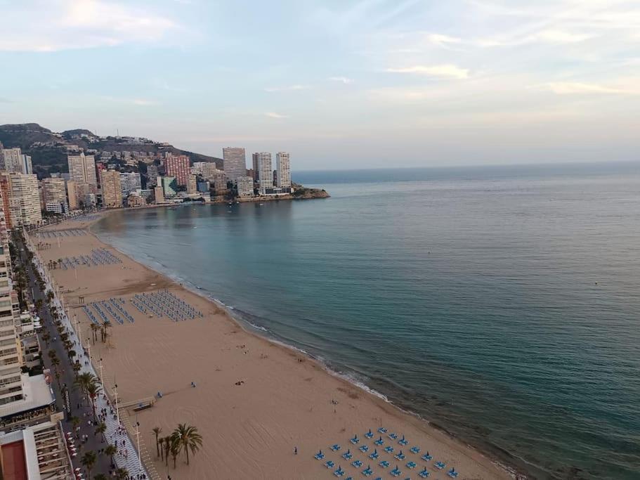 Estupendo Apartamento En Planta 23 Primera Linea Benidorm Exteriér fotografie
